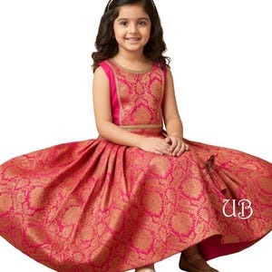Indiska traditionella festkläder för barn, Rosa Banarasi Silk Girls Lehenga Choli, Pattu Pavadai bild 2