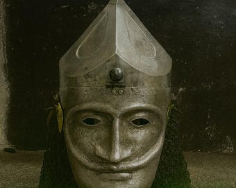Medieval Knight Helmet | Antique Replica Armor Helmet with Chainmail | Collectible Gothic Decor”
