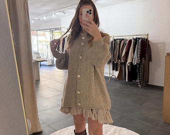 Damen Oversize Strickjacke mit goldene Knöpfe Amanda Onesize (XS-XL), für Frauen Langarm Grobstrickjacke, Herbst Winter Strickmantel Frau