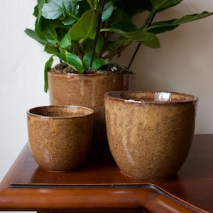 Tradycyjny zestaw doniczek rzemieślniczych