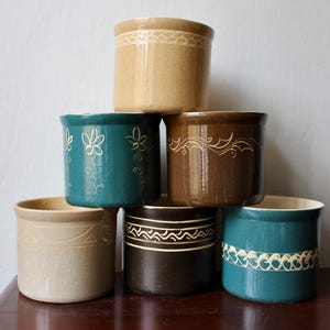 Indoor/Balcony Hand-Decorated Ceramic Pot - 3 sizes