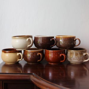 Mug traditionnel fait main en céramique