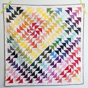 Triangle Quilt Pattern PDF *Fat Quarter Friendly* Radian by Slightly Biased Quilts