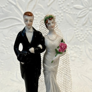 3-3/4 Vintage Bride and Groom Wedding Cake Topper, &quot;Our Wedding Day&quot; Cake Topper, Collectible Cake Decoration Wedding Collectible