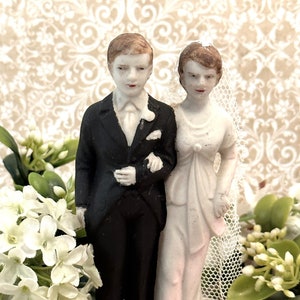 4&quot; Vintage Bride and Groom Wedding Cake Topper 1940s, Collectible Cake Decoration, Wedding Collectible