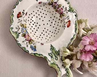 Vintage Floral Tea Strainer, Cottage Kitchen, Perfect Gift for Tea Lovers, Tea Accessory