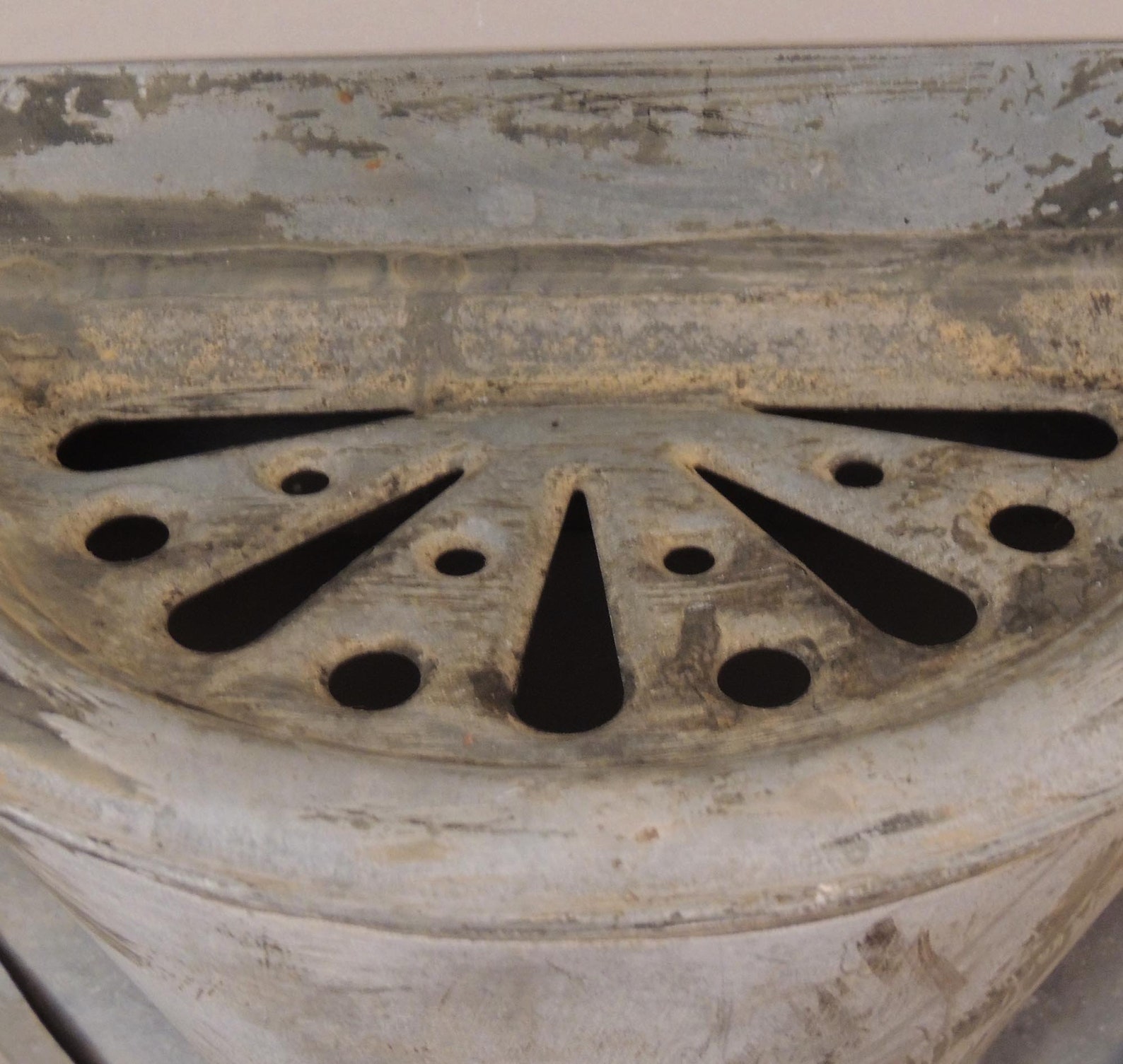 Metal Wall Hanging Metal Flower Holder Vintage French Metal Etsy