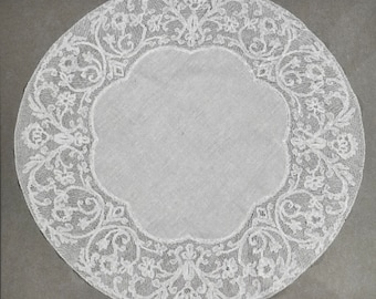 Linen / Lace / Pillows