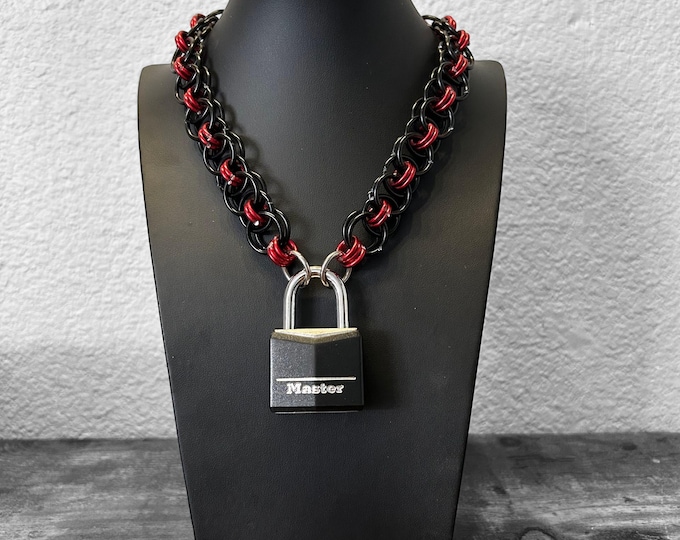 Custom Handmade chain. Anodized aluminum. Thickness 1 cm. (0.39 in) (Padlock not included)