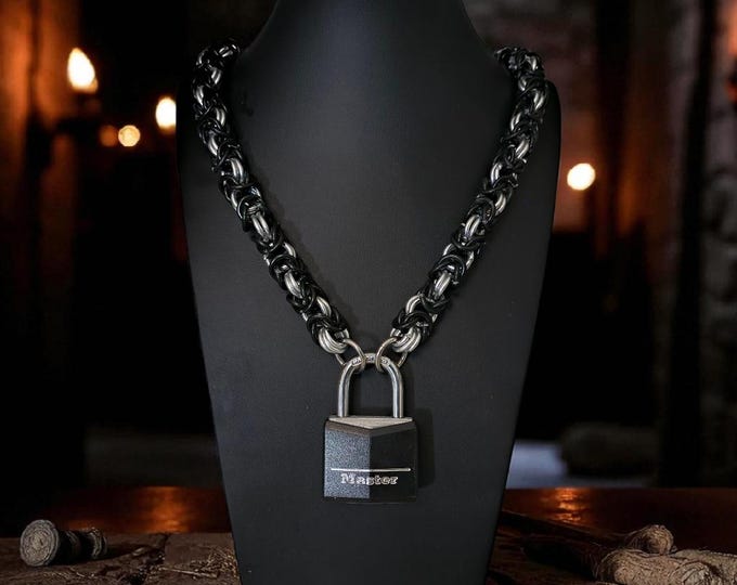 Custom Handmade chain. Anodized aluminum. Thickness 1 cm. (0.39 in) (Padlock not included)