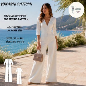 Pode incluir: Macacão branco de pernas largas com decote em V e mangas três-quartos. A imagem inclui o texto "LUNARIA PATTERN" e detalhes de um padrão de costura PDF, incluindo tamanhos XS a 4XL e tamanhos US 2 a 30. Uma pequena bolsa é segurada.