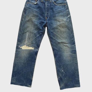 Levi's Big E Selvedge vintage de los años 90, reproducción con remache oculto y hebilla trasera. Fabricado en EE. UU.