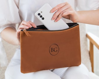 Personalized leather zipper pouch, Leather travel pouch, Custom pouch with zipper, Monogrammed zipper pouch, Handmade leather pouch