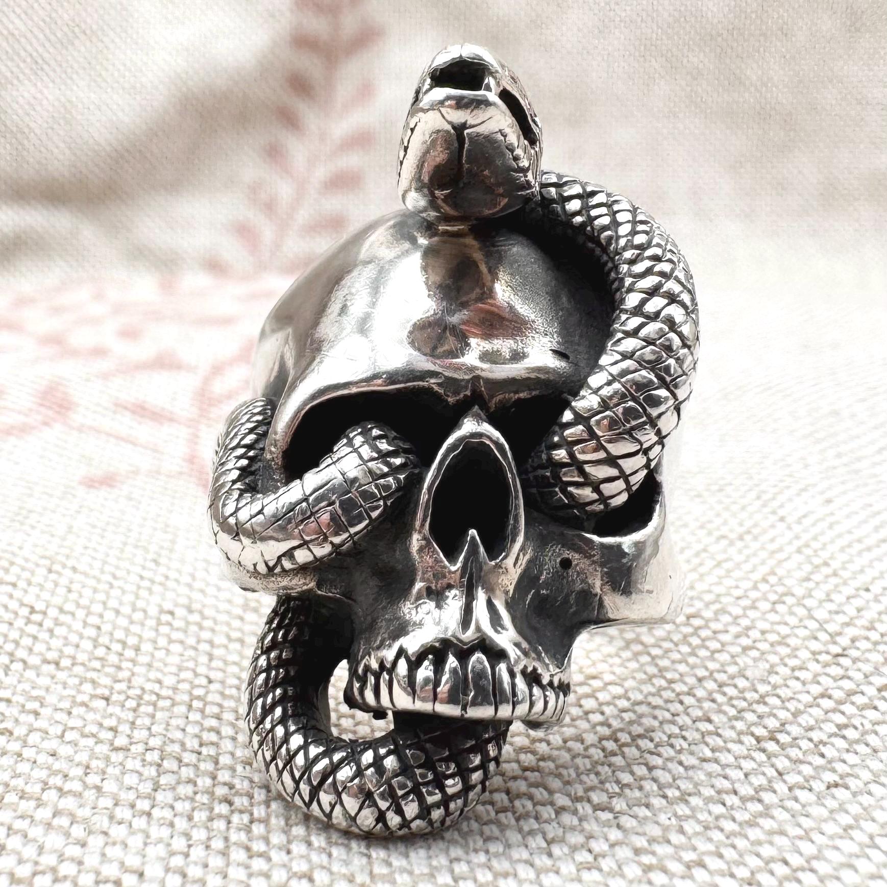 Great Frog Skull Ring - Etsy