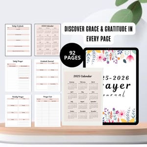 Op de afbeelding: Een digitaal gebedsboek met een bloemmotief, weergegeven op een tablet. De afbeelding bevat pagina's voor dagelijkse dankbaarheid, gebed en een kalender voor 2025-2026. De tekst luidt "Ontdek genade & dankbaarheid op elke pagina" en "92 pagina's."