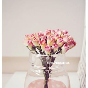10 Stück Maulbeerpapier mini Rose Knospen Blume / Packung