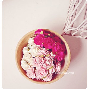 Hutmacher Blumen Herzform Knospen Papierblume bunt gemischt / Packung