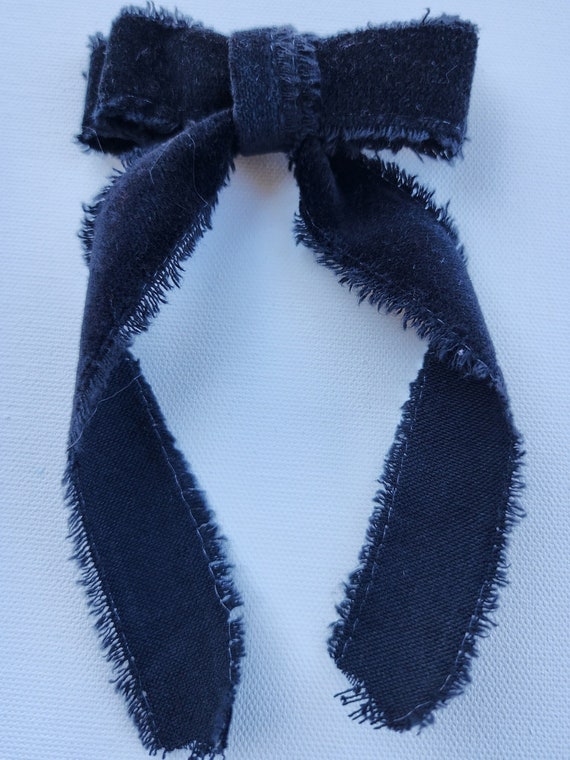 Shabby velvet luxe bow with tails- prefect holiday bow- black