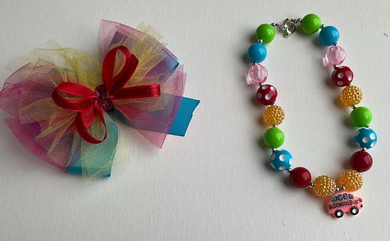 Hairbow and bubble necklace set- back to school