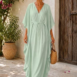 plus size mint green dresses Solflare Plus Size Women Solid Mint Green Sleeveless Dress