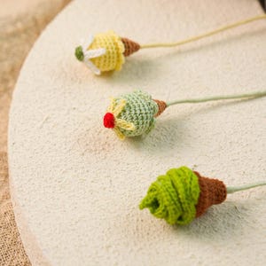 Handgemachtes gehäkeltes Lesezeichen, Mikro gehäkeltes Lesezeichen, Eis Lesezeichen, handgemachtes Geschenk für Leser, Buchclub Geschenk, Geschenk für Liebhaber