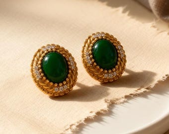 Vintage Smaragd grüne Ohrstecker, Gold Statement Ohrstecker mit Crystal Halo, Retro Edelstein Ohrringe, handgemachtes Schmuck Geschenk für sie