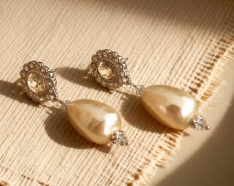 Handgemachte Perlenohrringe im Vintage-Stil, tropfenförmige Ohrringe für Bräute, viktorianisch inspirierter Schmuck, elegantes Geschenk für sie