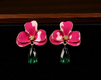 Rosa Blumen Tropfen Ohrringe, Handgemachte Floral Statement Ohrringe, Grüne Kristall Ohrringe, Vintage Stil Schmuck, Geschenk für Sie