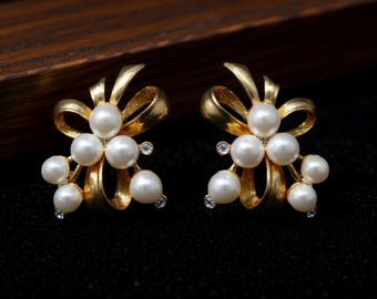 Vintage Perlen Bogen Ohrstecker, Handgefertigte Goldband Perle Ohrringe, Eleganter Statement Schmuck, Klassische Braut Ohrringe Geschenk für Sie