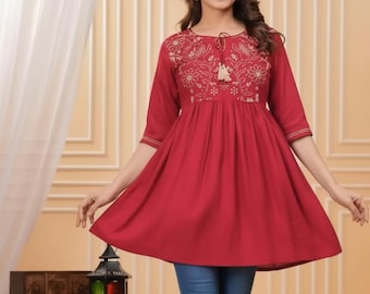 Túnica peplum granate bordada - Vestido étnico kurti de algodón con bordado floral