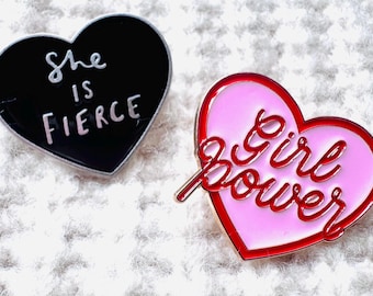 Badges voor empowerment van vrouwen - Girl Power - She is Fierce - Friendship - klein cadeau