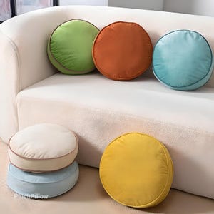 Velvet Floor Cushion – Round Meditation Pillow with Fillings – Soft Stuffed Seat Mat for Yoga, Lounge & Boho Decor (35cm, 6 Colours)