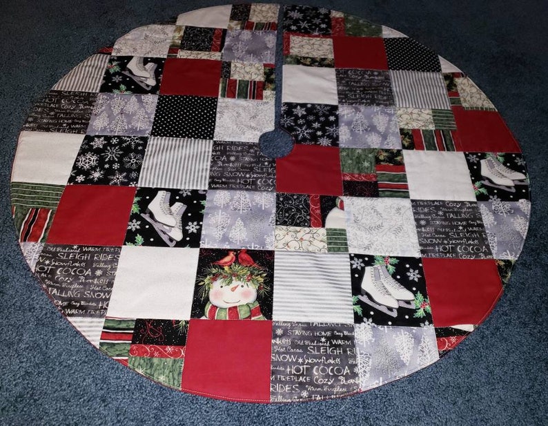 Patchwork Christmas tree skirt. Handmade quilted 34 Etsy