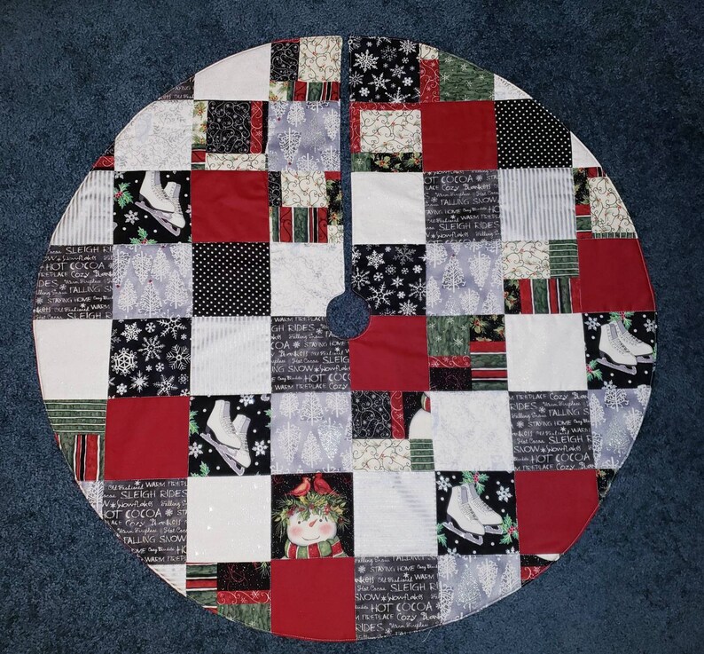 Patchwork Christmas tree skirt. Handmade quilted 34 Etsy