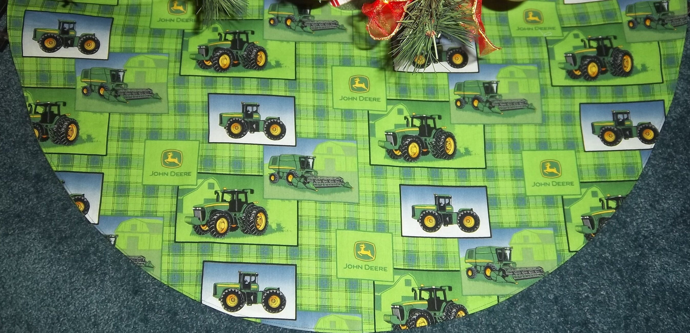 John Deere Tree Skirt 