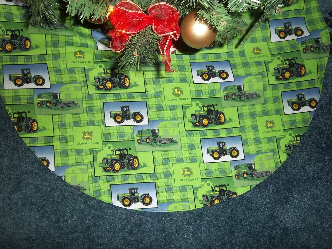 John Deere Tree Skirt 