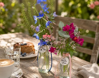 Sommervasen mit echten Blumen – kleine Blumengrüße im Glas