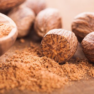 Organic Nutmeg Powder | Myristica fragrans | Dried Herbs | Herbal Tea | Herbal Products | Bulk Herb | Herbal Remedy Ceylon Nutmeg