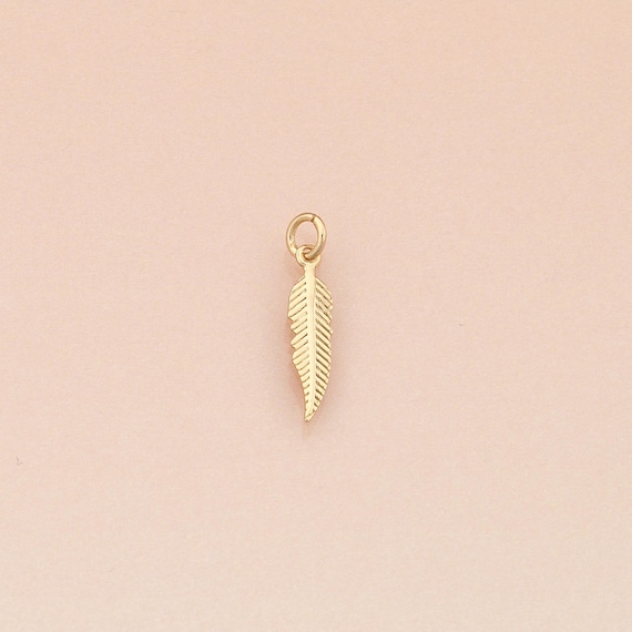 18K Gold Filled Feather Pendant,Feather Charm for Jewelry Making,DIY Necklace Charm Hypoallergenic,Handmade Supply