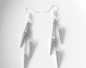 Edgy Spike Dangle Örhängen | Alternativt Goth Statement