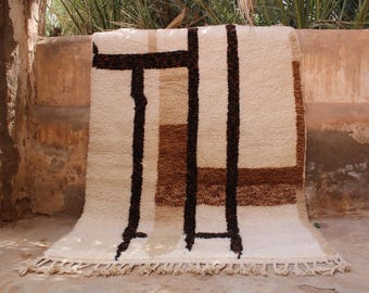 Tappeto Beni Ourain in lana, realizzato a mano – Decorazione marocchina color crema e marrone