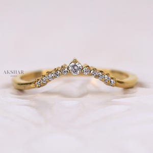 Round Lab Grown Diamond Curved Wedding Band: 14K Gold Chevron V Shape Ring