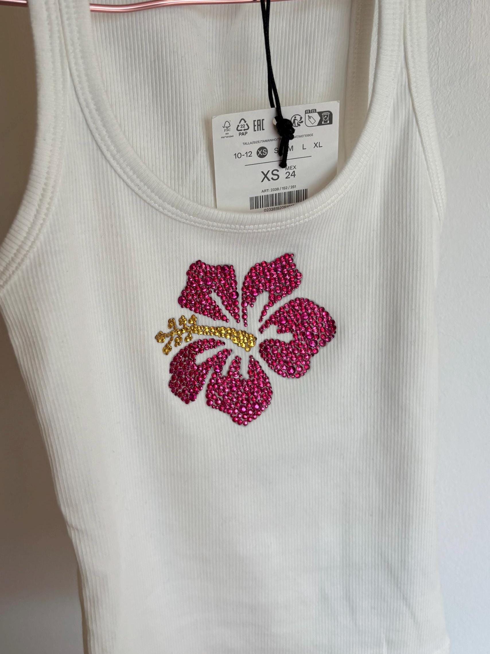 トップス Blackeyepatch HIBISCUS OG LABEL TANK Hibiscus Tank – The Pineapple Collective