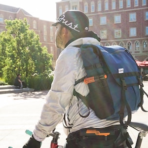 Mochila de cuero azul marino computadora portátil hombres Bolsa de viaje  hecha a mano Cámara Mochila de trabajo Bolsa de libro Mochila Mochila  Urbana Viajero Diario Llevar Monograma Personalizado Regalo 