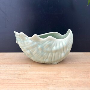 Jardinière Coquillage Vintage UFC Canada – Vert Lime Pastel – Céramique Mid-Century Modern (MCM)