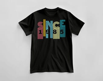 T-shirt with your personal date of birth. 100% Cotton