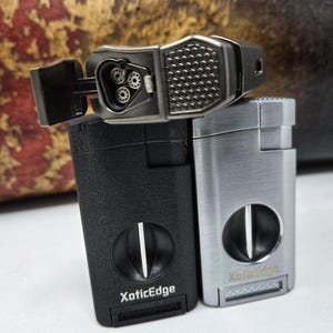 Lumina Torch w/ V-Cut (Gun Metal)