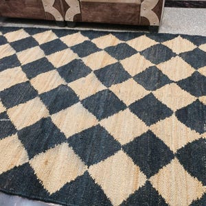 Handwoven Hemp & Jute Rug: Natural Braided Dhurrie