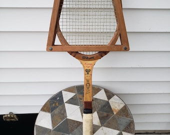 Raqueta de tenis Wilson Speed Flex vintage de los años 50, firmada por Jack Kramer, con funda original.