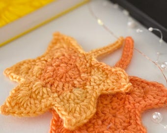 Crochet Pattern Medium Maple Leaf - Autumn Fall Decor (PDF Pattern)